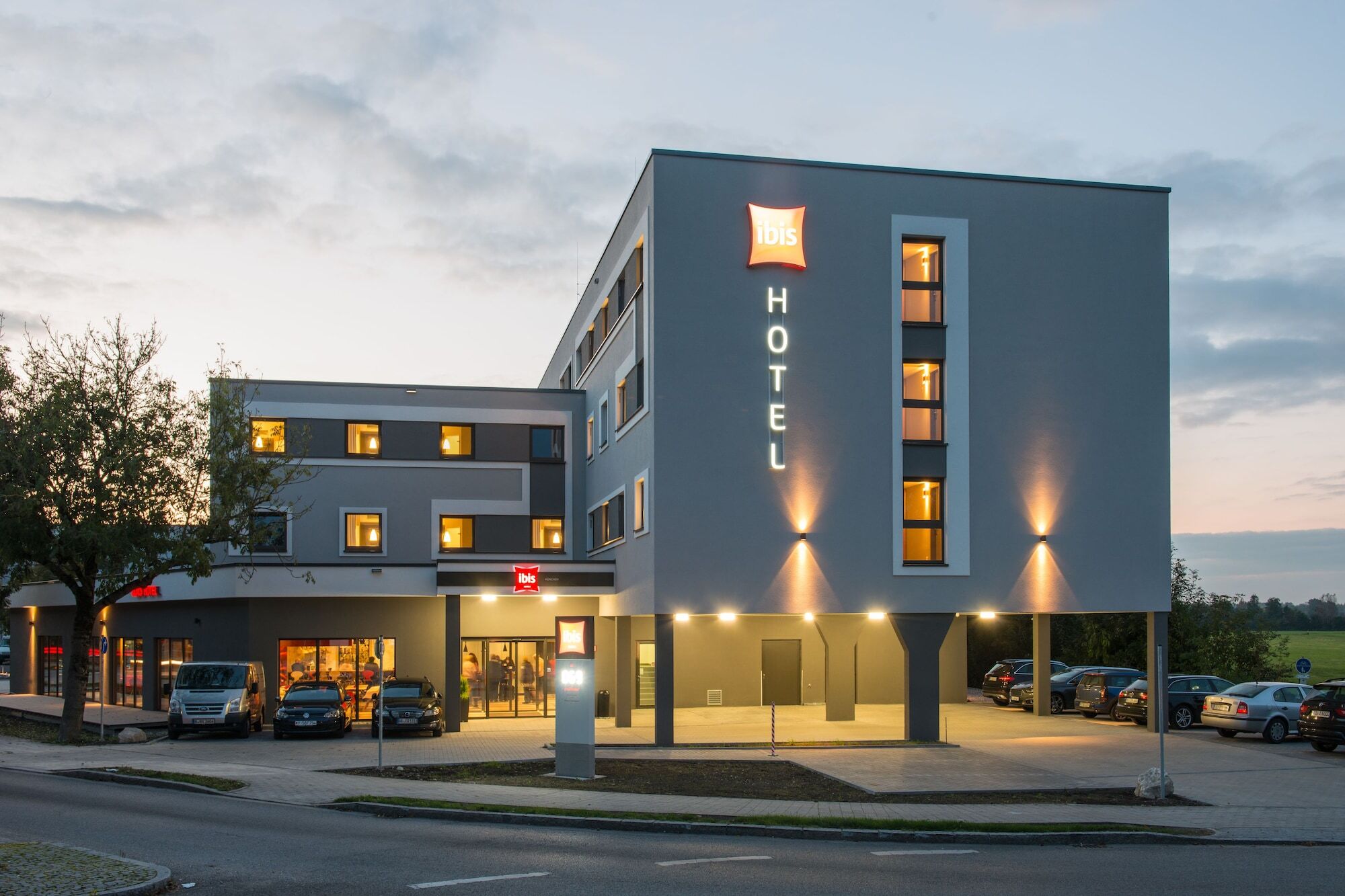 Ibis Muenchen Airport Sued Hotell Hallbergmoos Exteriör bild